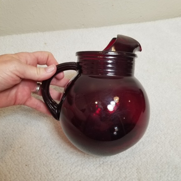 Vintage Anchor Hocking - Ruby Red Glass - Tilted Pitcher - Picture 8 of 9